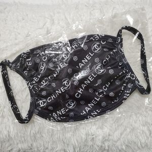 Adult Luxure Face Mask with Filter.